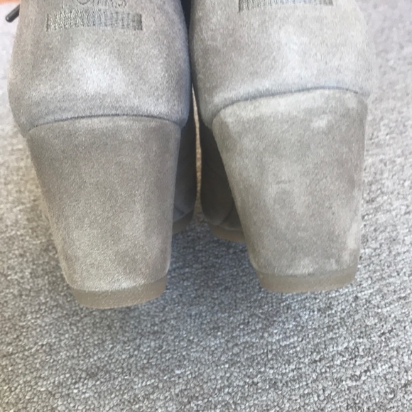 TOMS DESERT WEDGE SHOES TAUPE TAN SUEDE LACE UP SIZE 8 - Picture 4 of 6